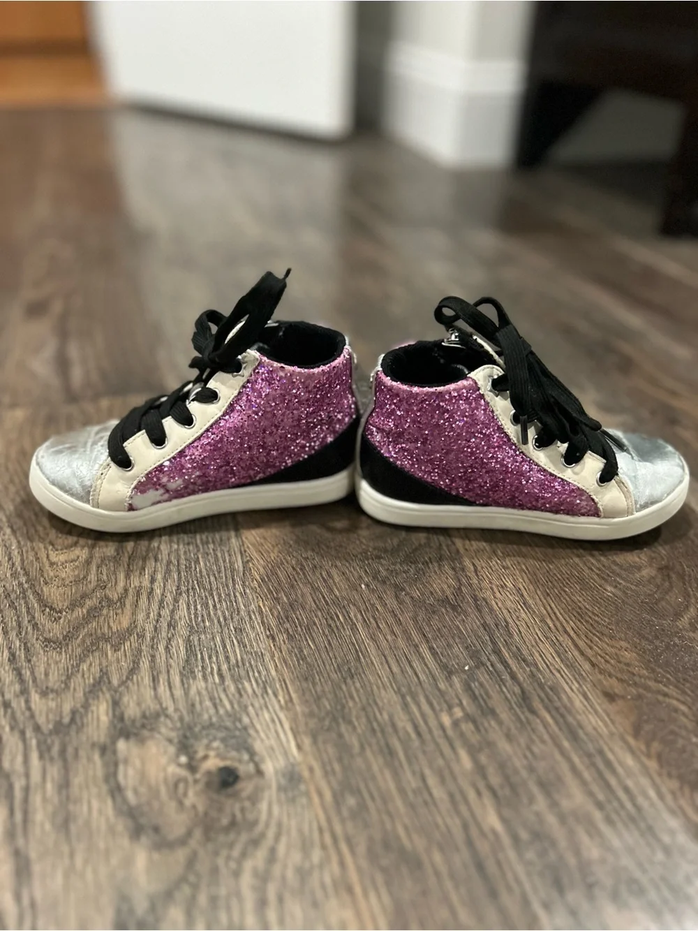 Nina Kids Glitter High-Top Zipper Sneakers- size Toddler 9